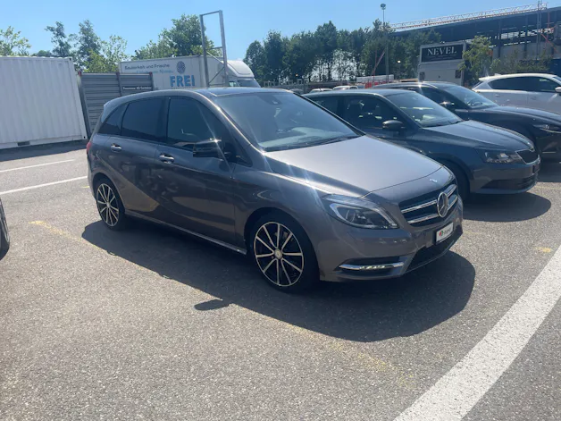 Mercedes-Benz B 220 CDI 7G-DCT ANHÄNGEKUPPLUNG