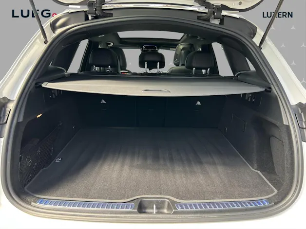 Mercedes-Benz GLC 300 4Matic AMG Line 9G-Tronic