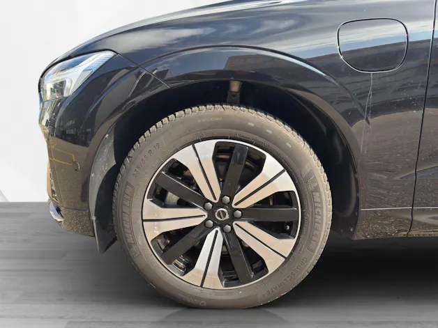 VOLVO XC60 T8 eAWD PluginHybrid Plus Dark Geartronic