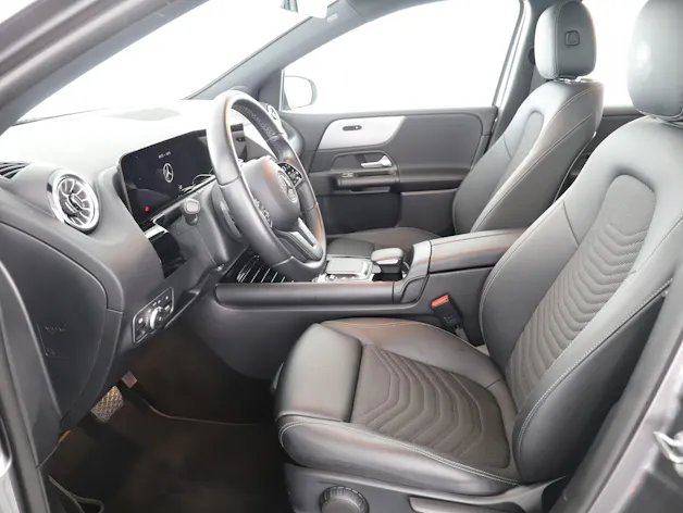 Mercedes-Benz B 220 d 4M Swiss Star