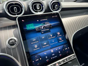 Mercedes-Benz GLC 400 e 4MATIC with EQ-Star Hybrid