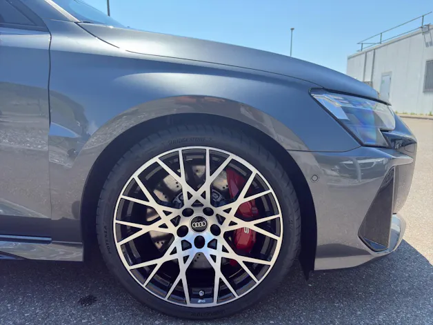 Audi RS3 Limousine 2.5 TFSI quattro S-Tronic