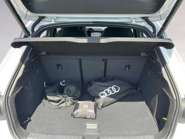Audi A3 Sportback TFSI e 200 kW S line Attraction S tronic