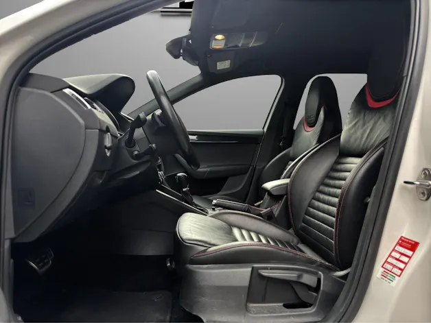 Škoda Octavia Combi 2.0 TDI RS 4x4 DSG
