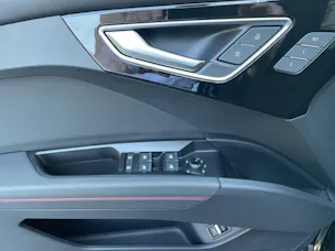 Audi Q4 e-tron 45 Edition Swiss Ski quattro