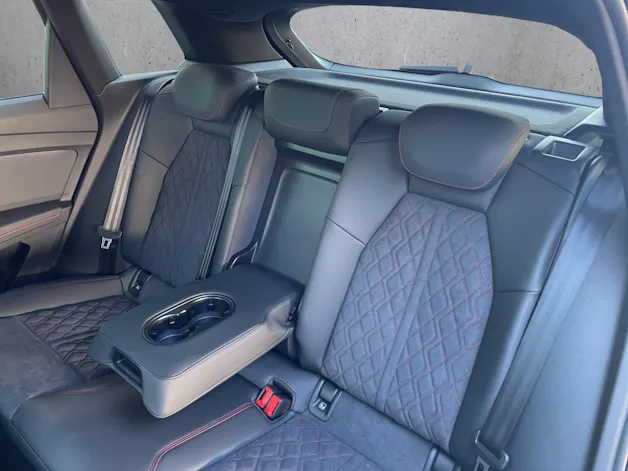 Audi Q4 e-tron 45 Edition Swiss Ski quattro