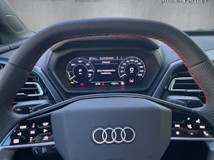 Audi Q4 e-tron 45 Edition Swiss Ski quattro