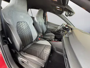 VW Golf 2.0 TDI R-Line DSG