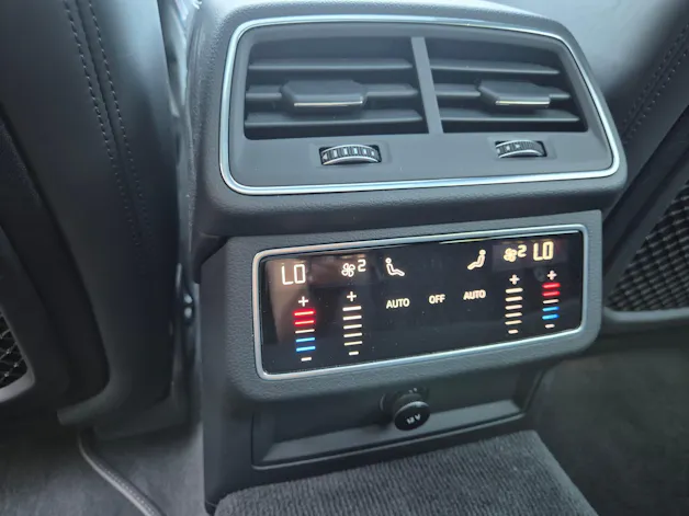 Audi S6 Avant 3.0 TDI quattro tiptronic