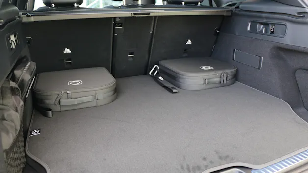 Mercedes-Benz GLC 400 e 4MATIC with EQ-Star Hybrid