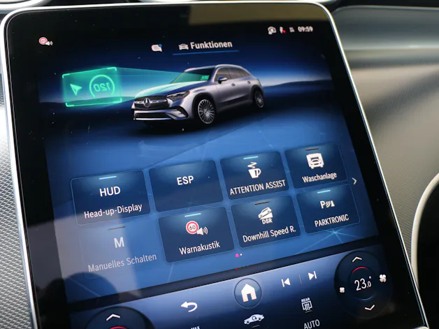 Mercedes-Benz GLC 400 e 4MATIC with EQ-Star Hybrid