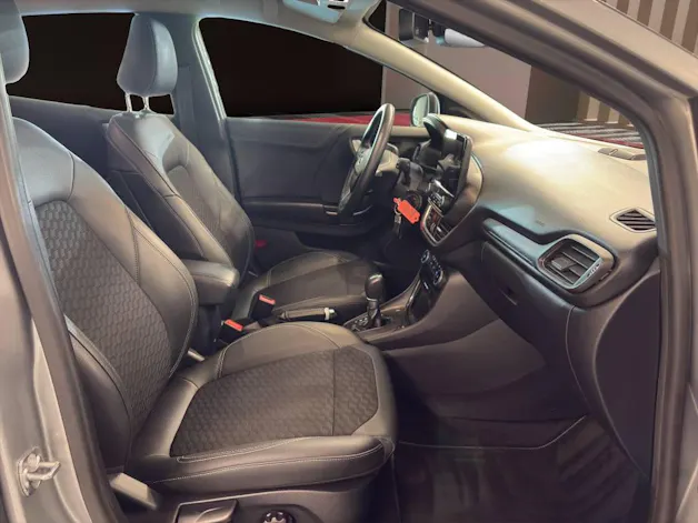 Ford Puma 1.0 MHEV Titanium X Automat