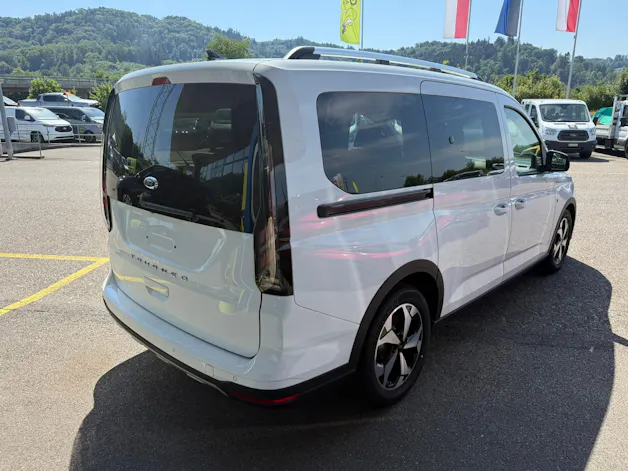 Ford Grand Tourneo Connect 2.0 EcoBlue Active Automat