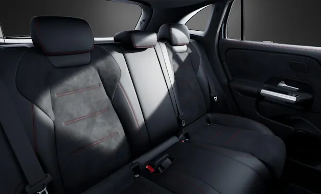 Mercedes-Benz GLA 250 4Matic 8G-DCT Swiss Star