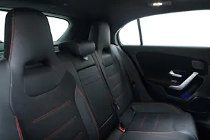 Mercedes-Benz A 250 4Matic AMG Line 4Matic 7G-DCT