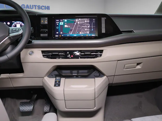 VW Multivan 2.0 TSI Life Edition DSG