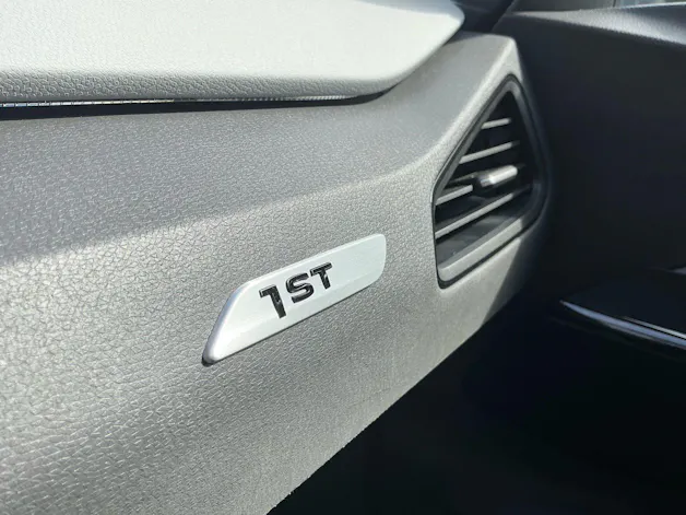 VW ID.3 PRO PERFORMANCE 204 PS 1ST MAX *** VOLLAUSSTATTUNG FRISCH AB SERVICE UND MFK ***