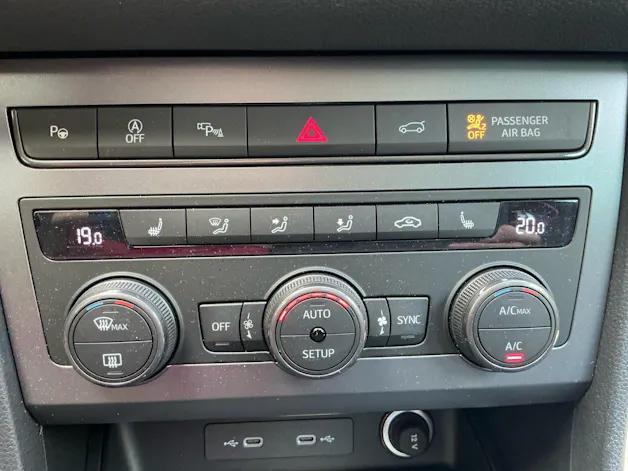 Cupra Ateca VZ 4Drive *** NUR 8'900 KM ***