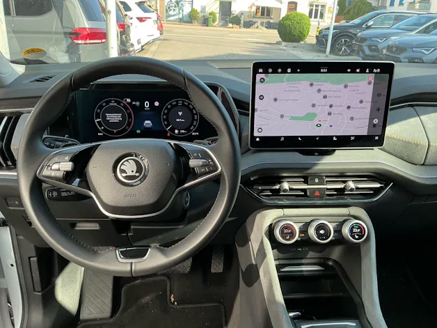 Škoda Kodiaq 2.0 TDI 193 PS 4x4 SELECTION *** 7 - SITZER & ANHÄNGEKUPPLUNG ***