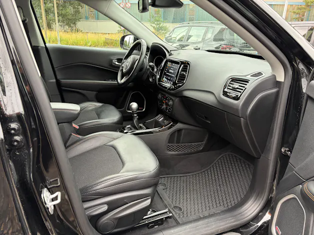 Jeep Compass 1.4 Turbo Limited AWD 9ATX