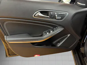 Mercedes-Benz GLA 220 d 7G-DCT
