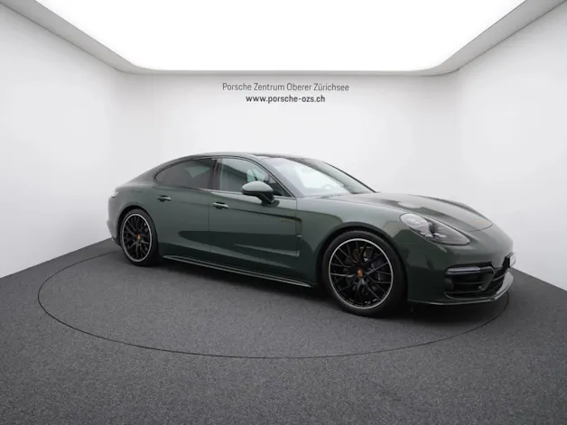 Porsche Panamera 4 E-Hybrid Platinum Edition