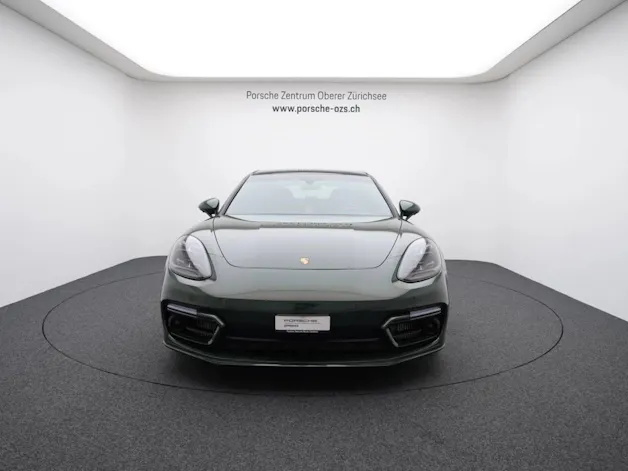 Porsche Panamera 4 E-Hybrid Platinum Edition