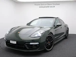 Porsche Panamera 4 E-Hybrid Platinum Edition