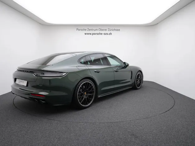 Porsche Panamera 4 E-Hybrid Platinum Edition