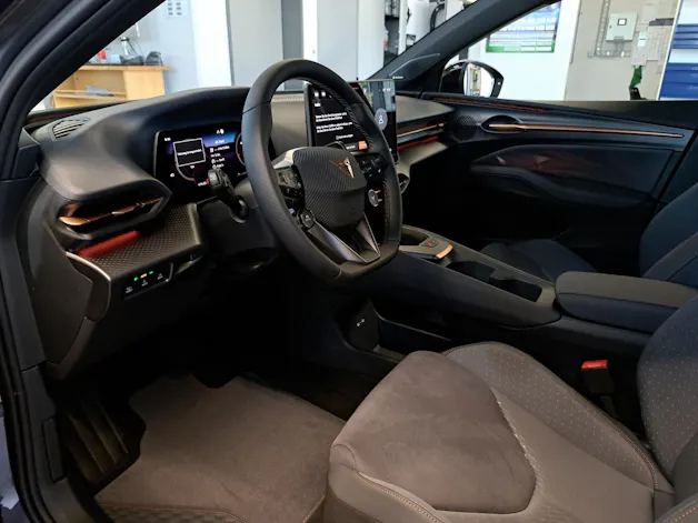 Cupra Raval 52 kWh Dynamic+