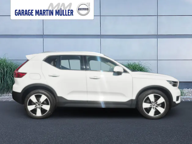 Volvo XC40 2.0 T5 Momentum AWD