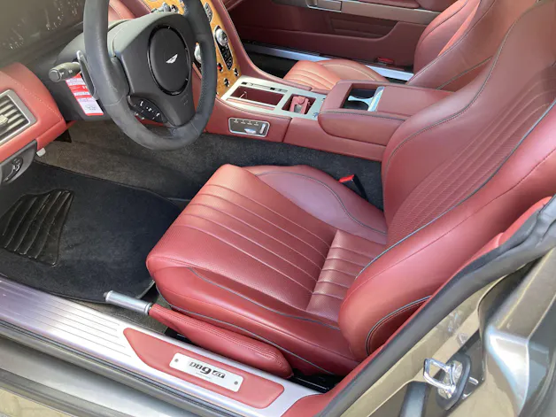 Aston Martin DB9 GT Touchtronic 2