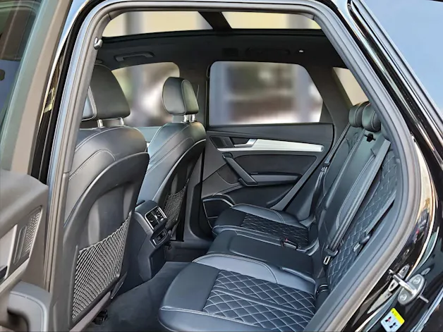 Audi Q5 2.0 TDI sport quattro S-tronic Mythosschwarz Metallic
