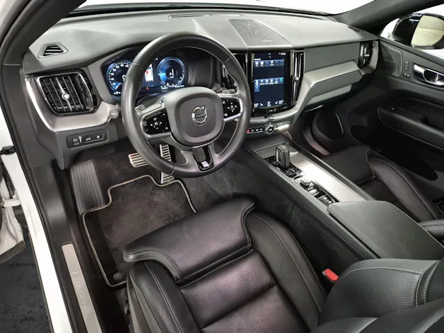 Volvo XC60 2.0 T8 TE R-Design eAWD