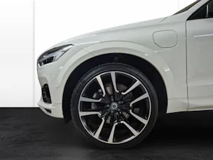 Volvo XC60 2.0 T8 TE R-Design eAWD