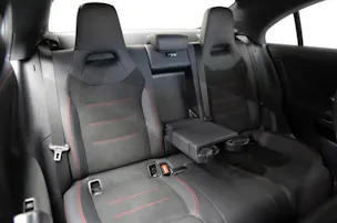Mercedes-Benz CLA 200 7G-DCT