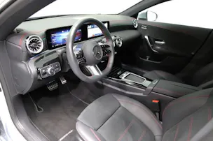 Mercedes-Benz CLA 200 7G-DCT