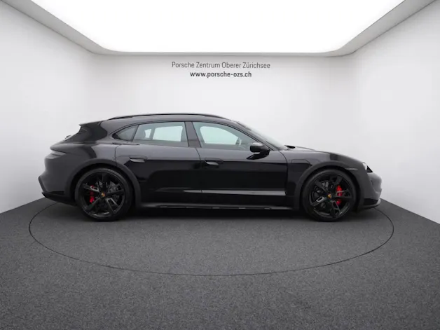Porsche Taycan 4S Cross Turismo