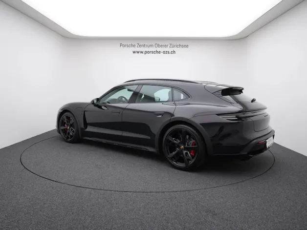 Porsche Taycan 4S Cross Turismo