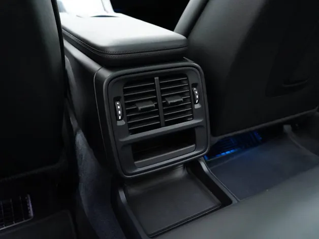 Porsche Taycan 4S Cross Turismo