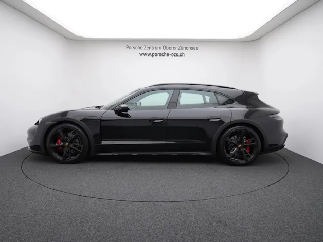Porsche Taycan 4S Cross Turismo