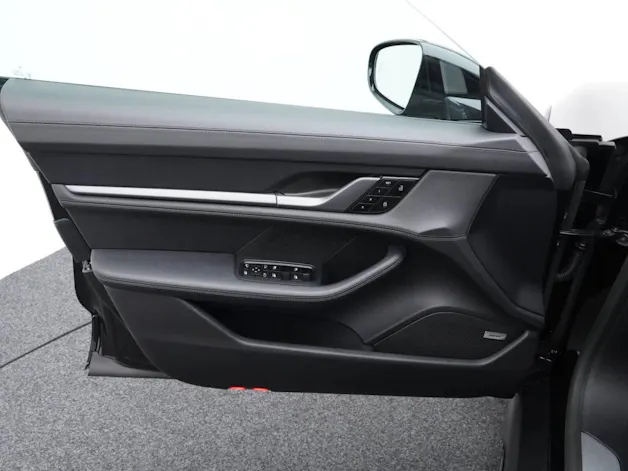 Porsche Taycan 4S Cross Turismo