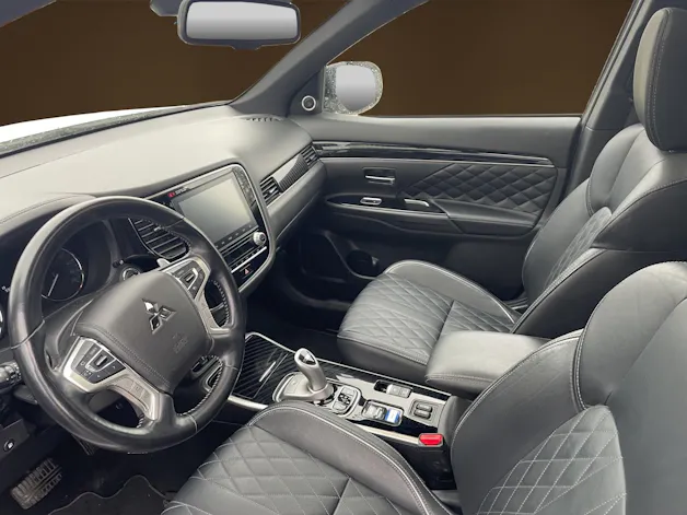 Mitsubishi Outlander 2.4 PHEV Diamond