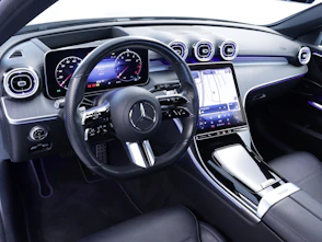 Fahrzeugbild MERCEDES-BENZ C 300 AMG Line 4matic Kombi