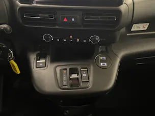 Opel Combo Cargo Crew 2.4 t XL 1.5 D S/S