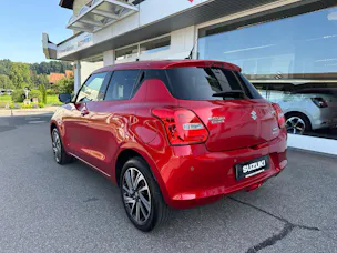 Suzuki Swift 1.2 Piz Sulai Top Hybrid 4x4