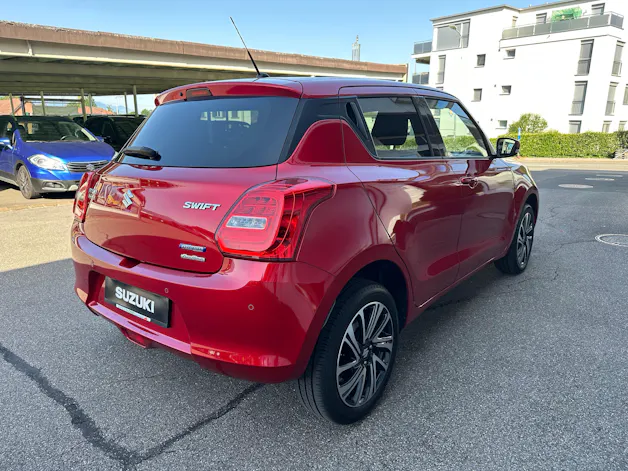 Suzuki Swift 1.2 Piz Sulai Top Hybrid 4x4