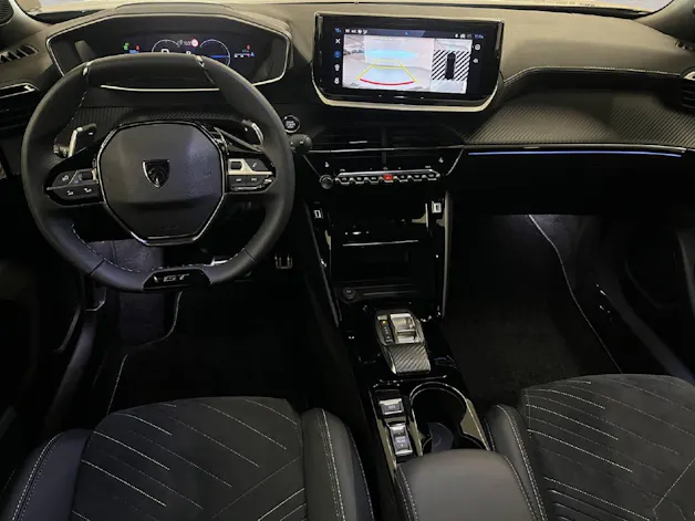 Peugeot 2008 1.2 Hybrid 145 GT