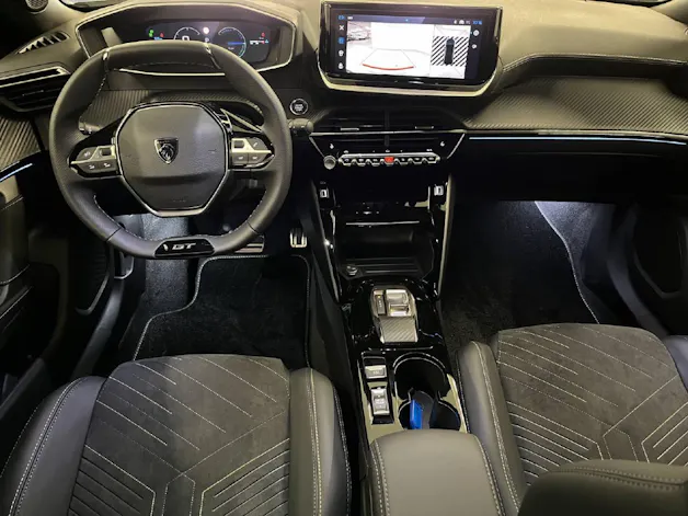 Peugeot 2008 1.2 Hybrid 145 GT