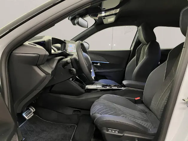 Peugeot 2008 1.2 Hybrid 145 GT